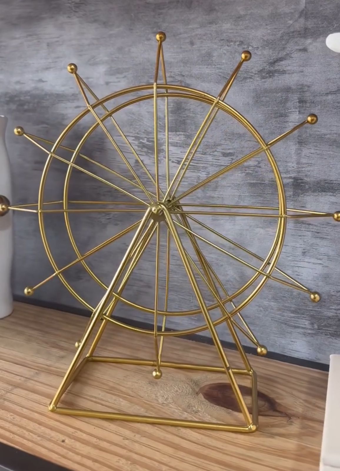 ENFEITE DECORATIVO MINI RODA GIGANTE DOURADA